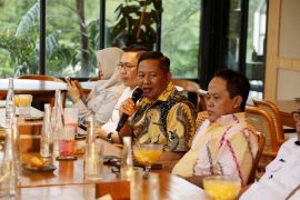 Pemkot Tangerang ajak Camat hingga RT/RW lindungi pekerja rentan