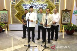 Kemensos lelang aset logam mulia dan emas seberat 6,2 kg untuk bantu keluarga rentan