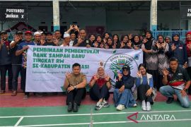 Pemkab Bekasi targetkan bentuk 200 bank sampah baru tingkat RW pada 2026