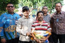 Operasi pasar jelang Idul Adha di Pontianak ringankan beban warga