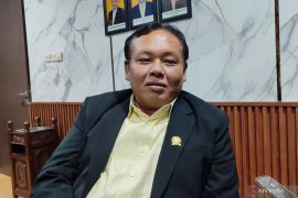 Legislator dorong petani beralih ke pupuk organik jaga ekosistem tanah