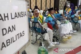 JCH kloter 42 Embarkasi Makassar diterbangkan ke Makkah