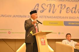 Gubernur Launching Program ASN Peduli Perlindungan Jaminan Sosial Ketenagakerjaan bagi Pekerja Rentan