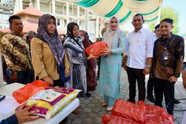 Pemerintah Aceh stabilisasi harga kebutuhan lewat pasar murah jelang Lebaran