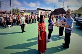 Pemkab Barut apresiasi murid SD ikuti pelestarian Bahasa Dayak Taboyan ke Jakarta