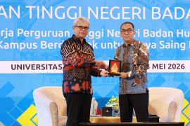 UNS dorong perguruan tinggi jadi pusat inovasi dan penggerak daya saing bangsa
