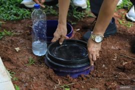 Jaksel wajibkan tiap wilayah kelola sampah lewat teba dan biopori
