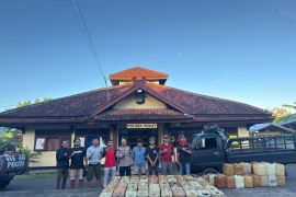 Polisi ungkap pencurian mobil dan ribuan liter BBM di Dompu