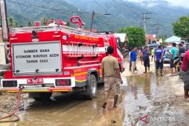 BNPB opens public kitchen for North Gorontalo flood victims