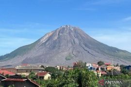 Badan Geologi minta warga waspada naiknya aktivitas Gunung Sinabung