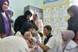 Wamenkes sarankan Aceh imunisasi di hari libur demi tingkatkan cakupan