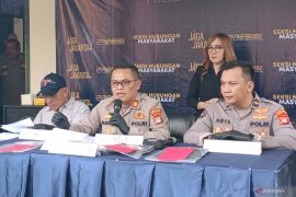 Dua pelaku curanmor ditangkap saat beraksi di SPBU Pasar Rebo