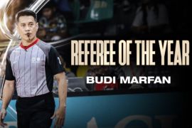 Budi Marfan ukir sejarah, tiga musim beruntun jadi wasit terbaik