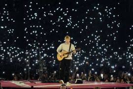 Ed Sheeran hengkang dari Warner Music setelah 15 tahun