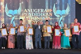Pondok Pesantren Darul Amanah Kendal raih penghargaan digitalisasi Pesantren Terbaik di Indonesia