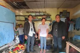 Bukan hanya mengurangi limbah pakaian, RE3 FOR-E PNM turut mengalirkan manfaat bagi usaha nasabah laundry