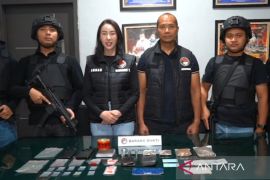 Polda Metro Jaya ungkap peredaran tembakau sintetis di Jaktim