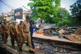 Pemkot Bogor benahi saluran air di sejumlah kawasan rawan banjir