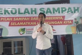 DPRD Surabaya edukasi warga lewat Sekolah Sampah