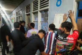 Ditjenpas-Sulteng razia di Lapas Parigi berantas Halinar