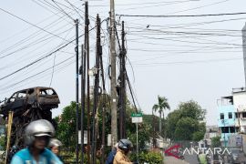 Karawang targetkan penataan kabel udara rampung akhir tahun 2026