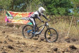 Atlet Andy Prayoga menangi seri pembuka 76 Indonesian Downhill 2026