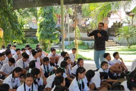 Gianyar perkuat literasi digital pelajar SMP untuk perlindungan dan keamanan