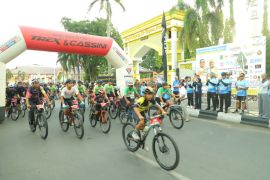 2.200 pegowes padati HSU Bangkit Bike Fest 2026
