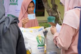 Bulog Sumut salurkan bantuan pangan 485.880 penerima manfaat