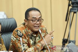 Anggota DPR dorong kepastian hukum pertambangan rakyat di daerah potensial