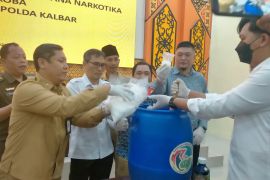 Polres Singkawang musnahkan 1,4 kilogram sabu hasil operasi pekat