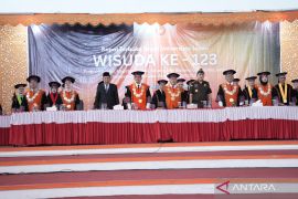 Dies Natalis ke-63 dan Wisuda ke-123 UNJA: 1.057 wisudawan resmi jadi alumni