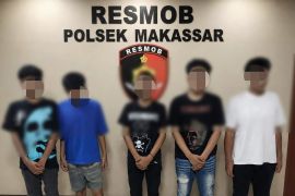 Polisi tangkap 5 remaja kejahatan jalanan di Makassar