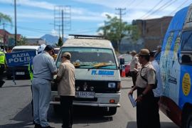 UPTD Pependa Kabanjahe dan Sat Lantas Polres Karo gelar Operasi Gabungan Sadar Pajak