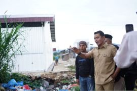 Pemkab Solok percepat penanganan sampah Pasar Sungai Nanam