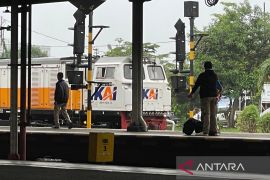 KAI Cirebon siapkan 39.730 tiket untuk libur Idul Adha