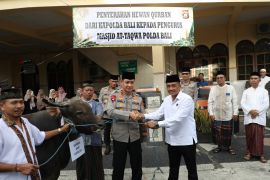Polda Bali serahkan 96 ekor hewan kurban sambut hari raya