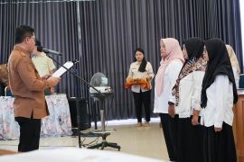Komitmen perlindungan perempuan-anak diimplementasikan di lapangan