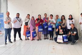 Bukan hanya mengurangi limbah pakaian, RE3 FOR-E PNM turut mengalirkan manfaat bagi usaha nasabah laundry