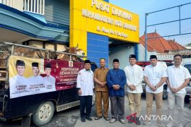 Gerindra Surabaya serahkan sapi kurban untuk Muhammadiyah