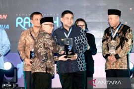 Wajib belajar 13 tahun antarkan Makassar raih penghargaan Hardiknas 2026