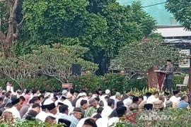 Khatib ajak umat Islam hindari sikap egois dan tamak
