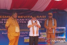 Gubernur Kambu: Kembalikan kewenangan kelola SMA/SMK ke provinsi