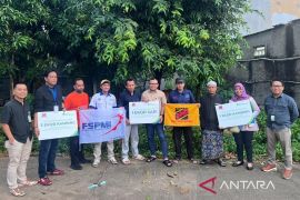 BPJS Ketenagakerjaan Bekasi salurkan hewan kurban dari aliansi buruh