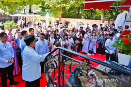 Diaspora Paris bahagia bisa Shalat Idul Adha bersama Prabowo