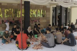 Polresta Banjarmasin membagikan daging kurban ke warga lewat 880 kupon