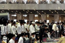 Wapres Gibran shalat Idul Adha di Masjid Istiqlal