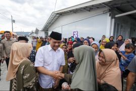 Pemprov Jawa Tengah pastikan warga huntara Tegal dapat fasilitas layak