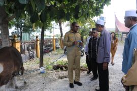 Wagub NTT mengajak warga perkuat toleransi dalam memaknai Idul Adha
