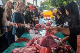 Legislator Tangerang: masyarakat wajib perhatikan limbah usai pemotongan hewan